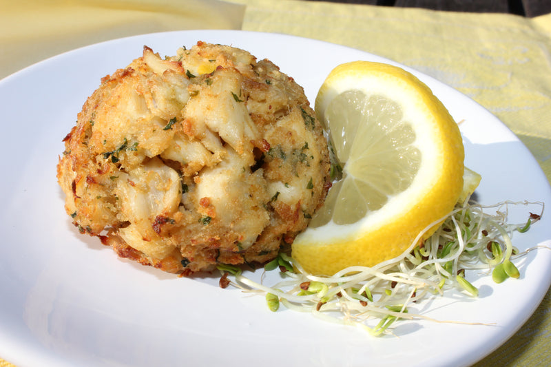 Maryland Style Crab Cakes - Qty 6 ct. (4 oz.)